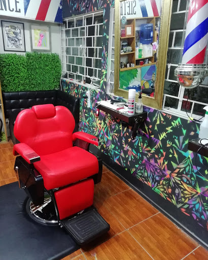 SIETE Y ONCE BARBERSHOP