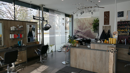 Salon & Mobil Flying Figaro In Trofaiach