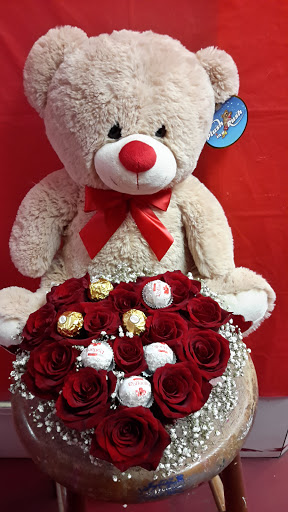 Florist «HOUSE OF BUTTERFLIES FLORIST», reviews and photos, 1303 W Buckingham Rd #109, Garland, TX 75040, USA