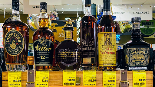 Liquor Store «Liquor Locker», reviews and photos, 1740 Dual Hwy, Hagerstown, MD 21740, USA