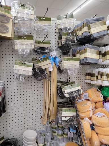 Dollar Store «Dollar Tree», reviews and photos, 740 W Pipeline Rd, Hurst, TX 76053, USA