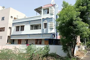 Srirangam Service Apartments image