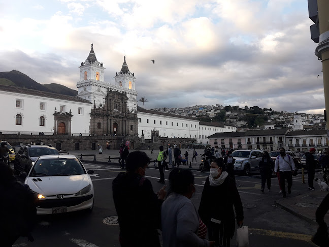 Iglesia de San Francisco de Alpahuma - Quito