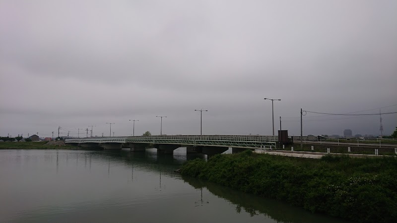 犀川橋