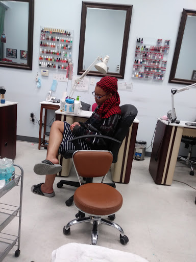 Shopping Mall «Foothill Square Shopping Center», reviews and photos, 10700 MacArthur Blvd #200, Oakland, CA 94605, USA