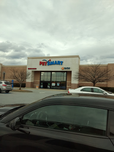 Pet Supply Store «PetSmart», reviews and photos, 3 McKenna Rd, Arden, NC 28704, USA