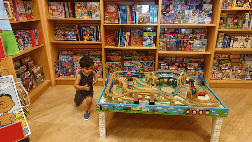 Book Store «Barnes & Noble», reviews and photos, 2134 NJ-35, Holmdel, NJ 07733, USA
