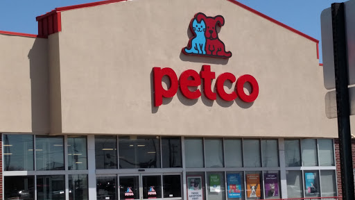 Pet Supply Store «Petco Animal Supplies», reviews and photos, 1700 E College Ave #1, Normal, IL 61761, USA