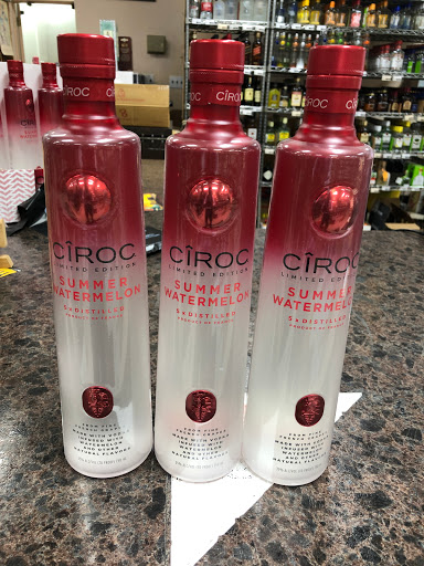 Liquor Store «Sherwood Liquor Store», reviews and photos, 1998 Spruce St, Trenton, NJ 08638, USA