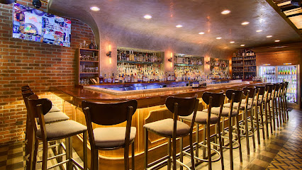 The Franklin Room - 675 N Franklin St, Chicago, IL 60654