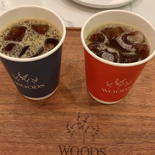 مقهى و محمصة وودز 