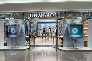 Tiffany & co image