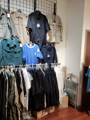 Clothing Store «I Goldberg Army & Navy», reviews and photos, 1300 Chestnut St, Philadelphia, PA 19107, USA