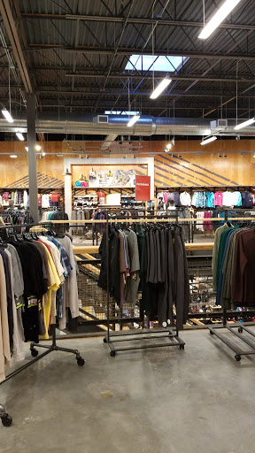 Outdoor Sports Store «REI», reviews and photos, 161 Town Square Pl, King of Prussia, PA 19406, USA