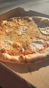 Plats et boissons du Pizzas à emporter Pizza Monêt' à Le Monêtier-les-Bains - n°3