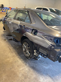 Roman's Auto Body Shop - Photo 3 - Car repair in Harrisburg, PA, Harrisburg