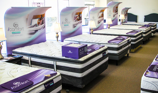 Furniture Store «At Home Furniture and Mattress Superstore», reviews and photos, 930 Hill St SE, Albany, OR 97322, USA