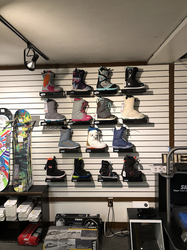 Sporting Goods Store «Sun Valley Sports», reviews and photos, 3900 Medina Rd U, Akron, OH 44333, USA