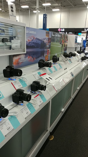Electronics Store «Best Buy», reviews and photos, 3801 Center St NE, Salem, OR 97301, USA