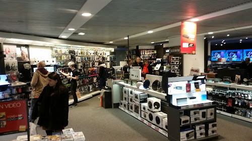 Grand magasin FNAC Caen Caen