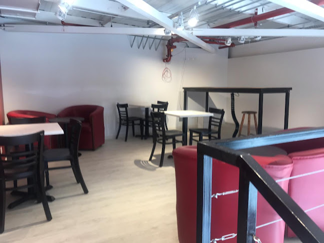 Opiniones de Ombú Café Piedra Roja en Colina - Cafetería