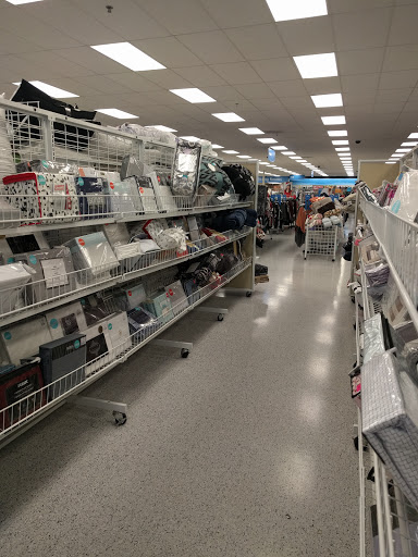Clothing Store «Ross Dress for Less», reviews and photos, 3001 W Cheltenham Ave, Wyncote, PA 19095, USA