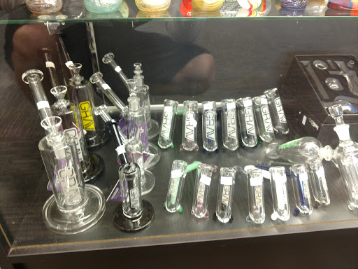 Tobacco Shop «Northern Lights», reviews and photos, 1140 Brighton Ave, Portland, ME 04102, USA