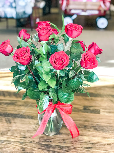 Florist «Classic Florist & Home Decor LLC», reviews and photos, 913 Hillcrest Pkwy, Dublin, GA 31021, USA