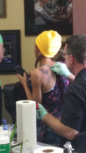 Tattoo Shop «Blue Star Tattoos and Body Piercing», reviews and photos, 1982 Concord Ave, Concord, CA 94520, USA