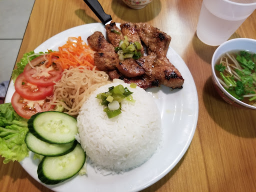 Ph Lees Vietnamese Restaurant image 2