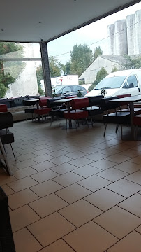 Atmosphère du Pizzeria P'tite pause à Beton-Bazoches - n°7