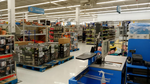 Discount Store «Walmart», reviews and photos, 164 Danbury Rd, New Milford, CT 06776, USA