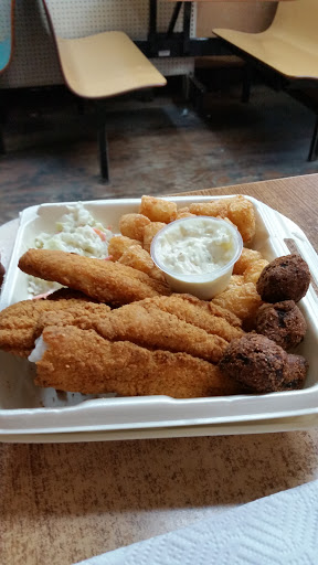 Grocery Store «Shorty Machen Grocery Store», reviews and photos, 169 Rail Rd St, Hollywood, AL 35752, USA