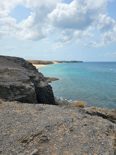Cueva de Agua – Playa Blanca