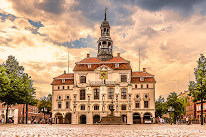 Lüneburg Town Hall image