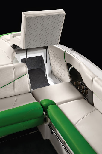 Boat Dealer «Norcal MasterCraft Discovery Bay Mall - Showroom / ProShop», reviews and photos, 1520 Discovery Bay Blvd #200, Discovery Bay, CA 94505, USA