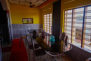 Ayodhya Hotel & Restaurant, Kamalan Moola, R Block image