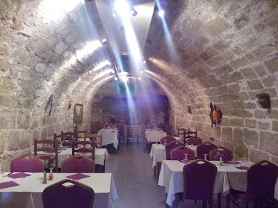 Restaurant Pizzeria La Caverne à Pontoise