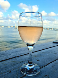 Plats et boissons du Bar-restaurant à huîtres Le Petit Chenal à Lège-Cap-Ferret - n°5