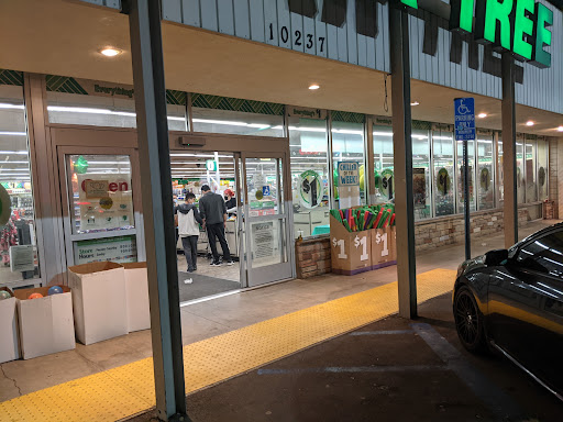 Dollar Store «Dollar Tree», reviews and photos, 10237 Rosecrans Ave, Bellflower, CA 90706, USA