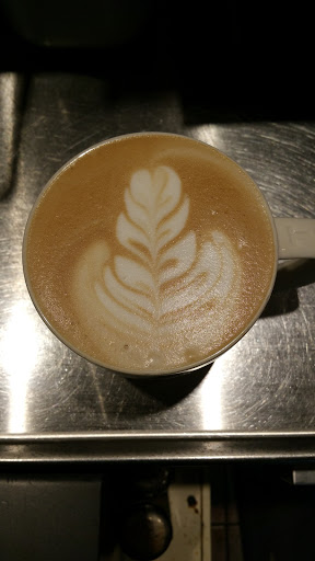 Coffee Shop «Starbucks», reviews and photos, 2113 State Hill Rd, Wyomissing, PA 19610, USA