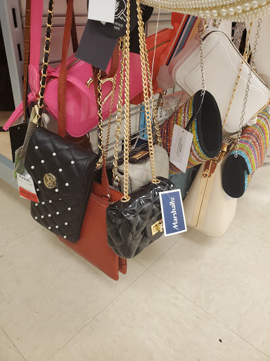 Department Store «Marshalls», reviews and photos, 1421 Towne Square Blvd NW, Roanoke, VA 24012, USA