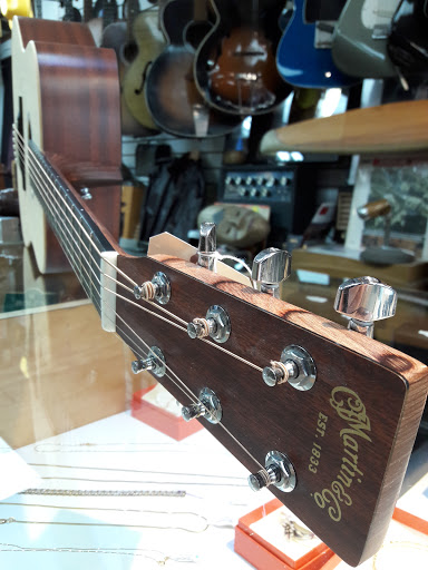 Pawn Shop «Parkway Jewelry and Loan Pawn Shop», reviews and photos, 4006 W Plano Pkwy, Plano, TX 75093, USA