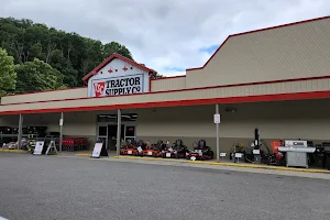 Tractor Supply image