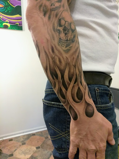 Explore tattoo ideas para mujeres, creative tattoo ideas in Hebron, available at Explosive Ink Tattoo