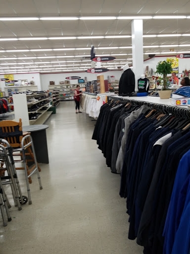 Thrift Store «Value World», reviews and photos, 11900 Detroit Ave, Lakewood, OH 44107, USA