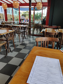 Atmosphère du Restaurant Bar de la Marine à Choisy-le-Roi - n°7