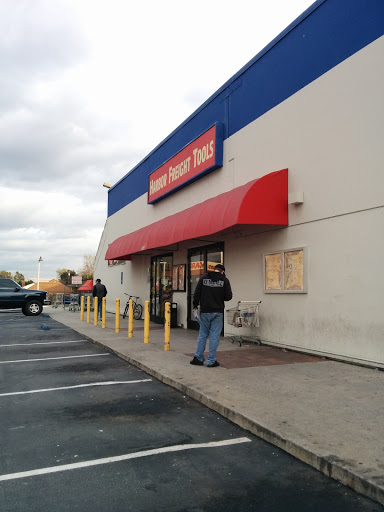 Hardware Store «Harbor Freight Tools», reviews and photos, 3660 E Foothill Blvd, Pasadena, CA 91107, USA