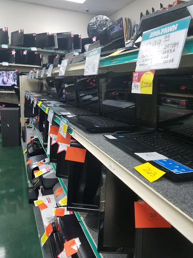 Check Cashing Service «SuperPawn», reviews and photos, 2646 W Horizon Ridge Pkwy, Henderson, NV 89052, USA