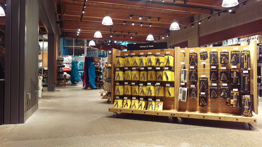 Camping Store «REI», reviews and photos, 222 Yale Ave N, Seattle, WA 98109, USA